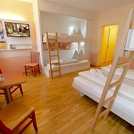 Jufa Hochkar 3*